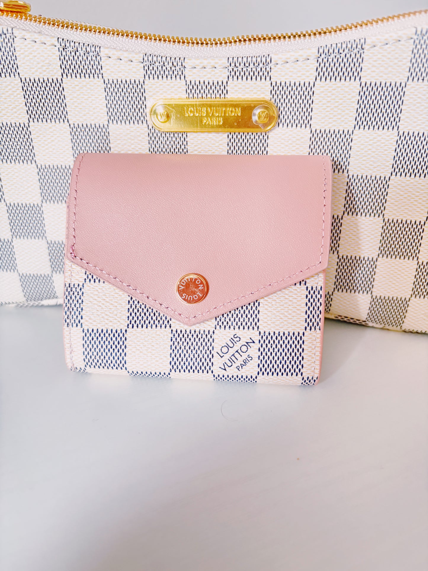 Carol Wallet