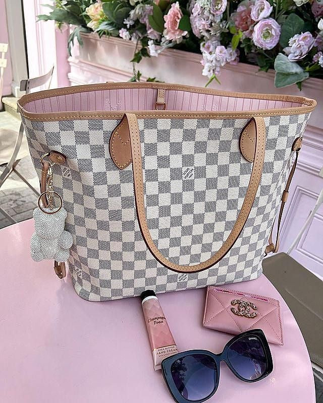 Kaitlyn Purse