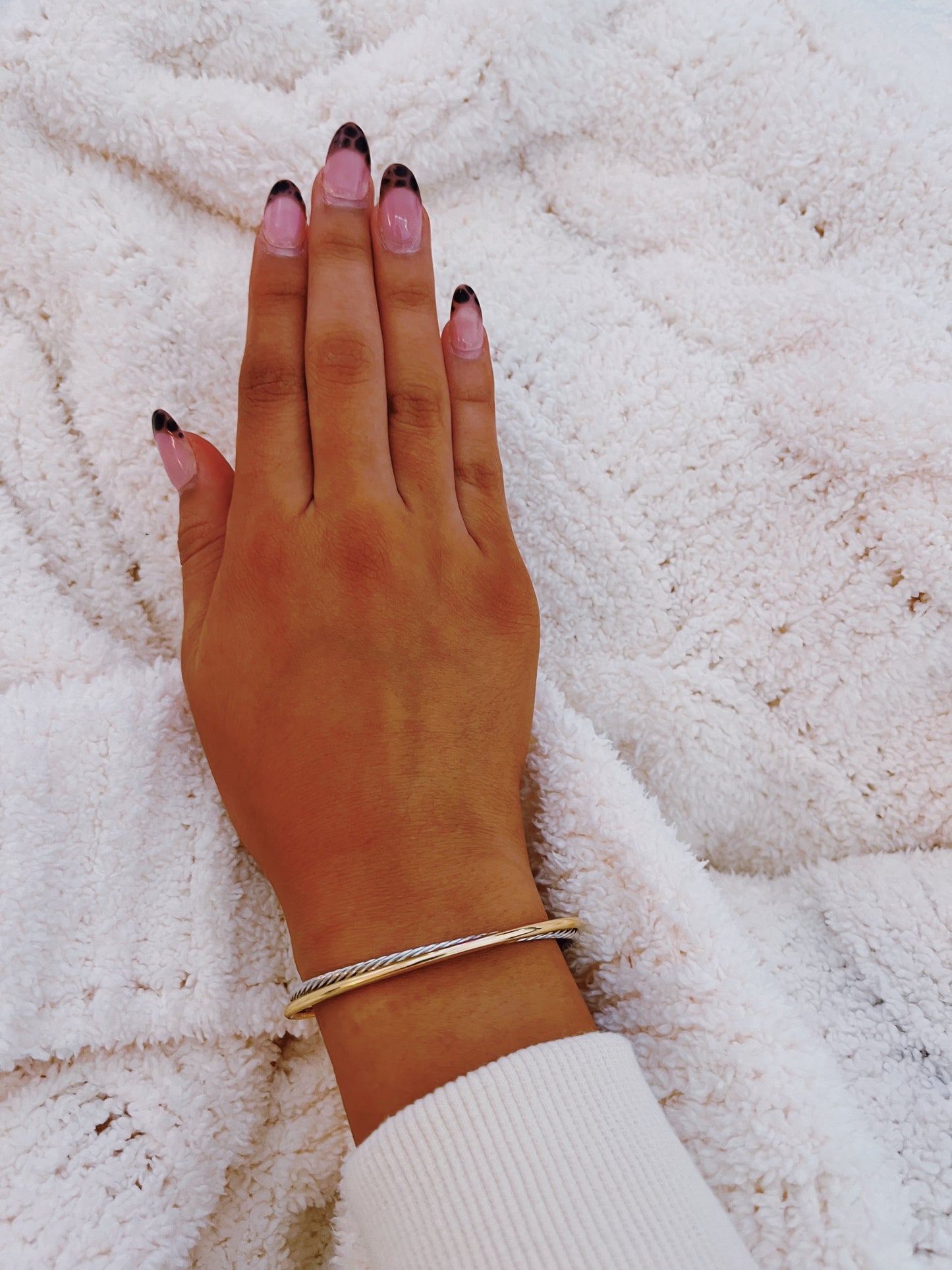 Cable Cap Bracelet