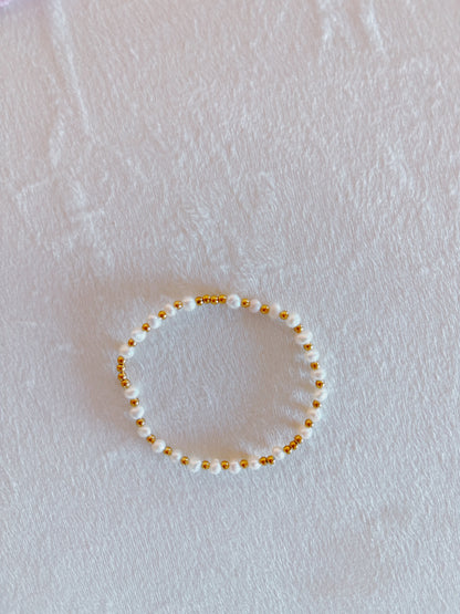 Pearly Bracelet