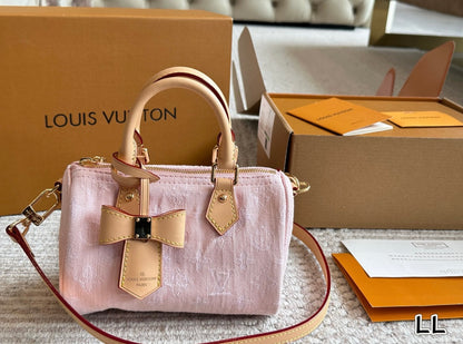 Kelly Purse