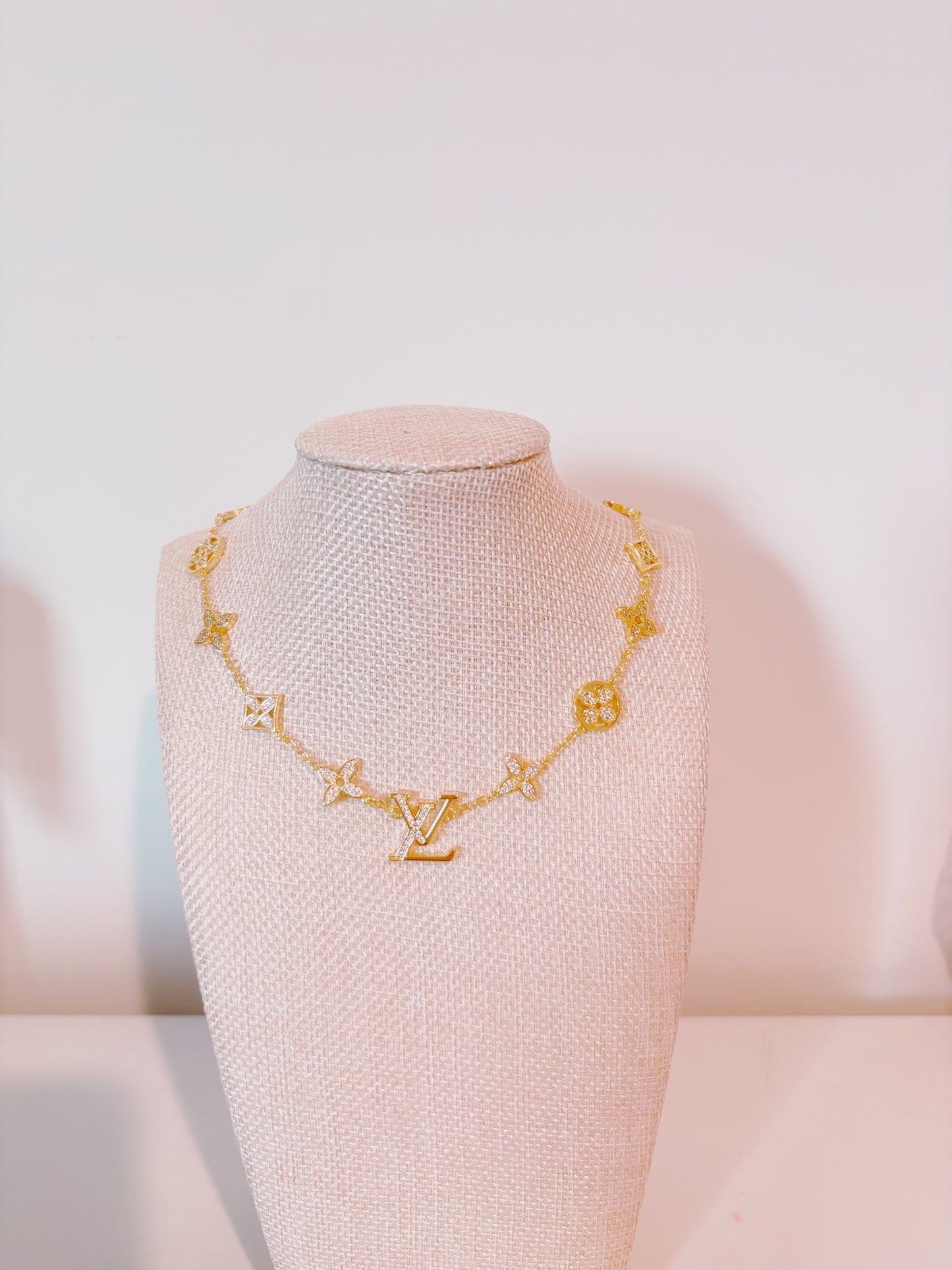 Jane Necklace (pre order)