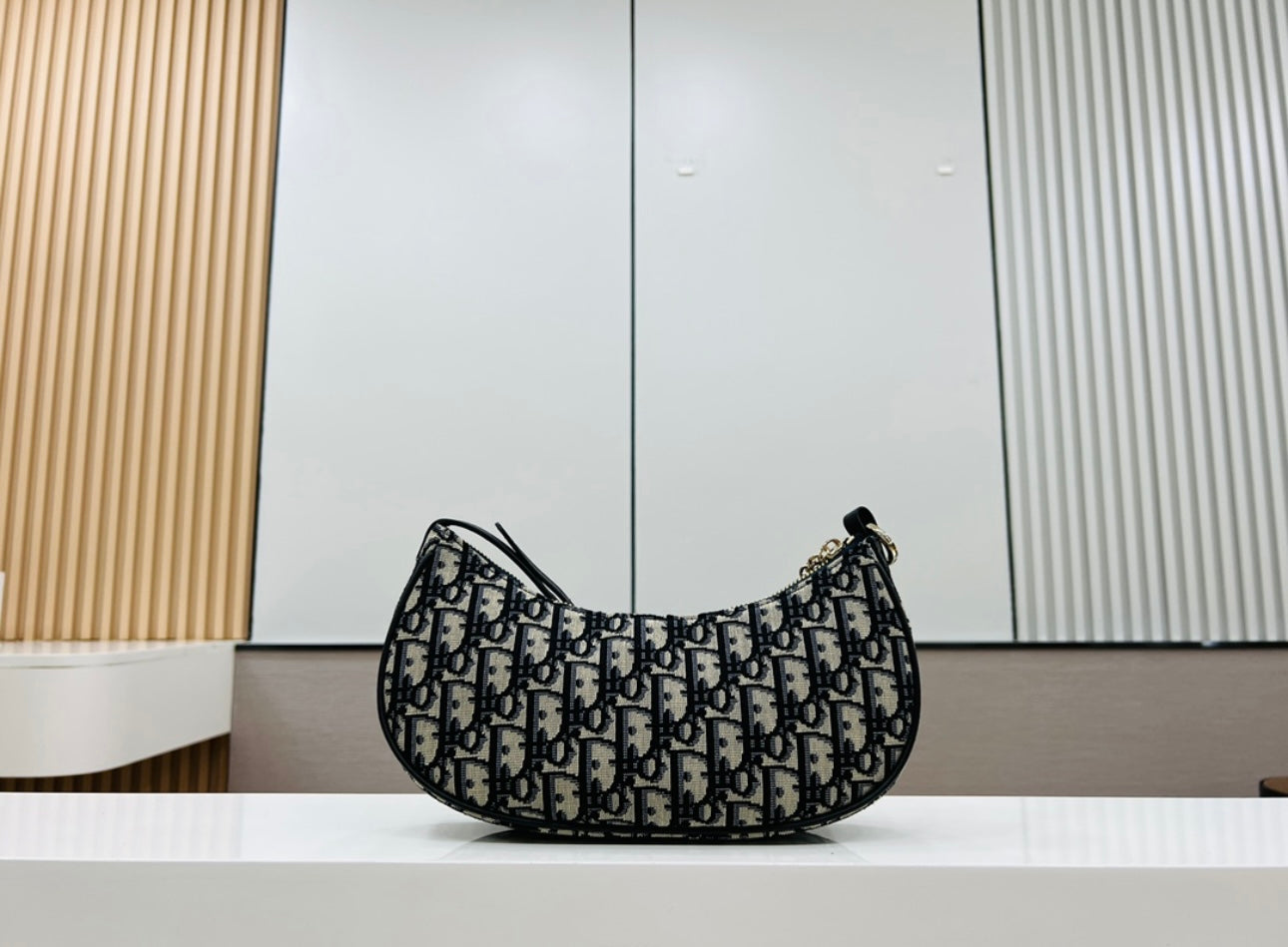 Lounge Bag