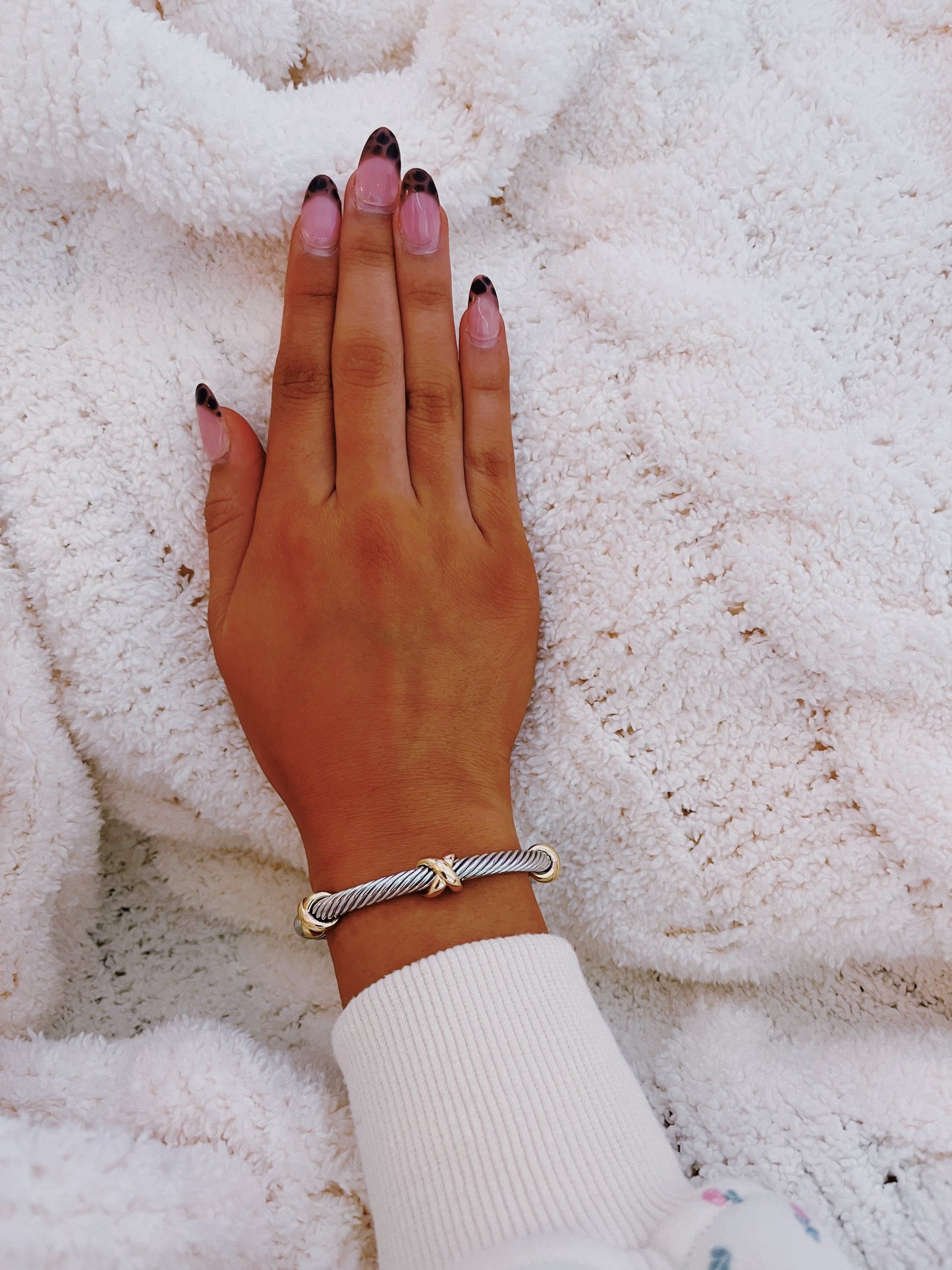 Silver 3 Gold Knot Cable Bracelet