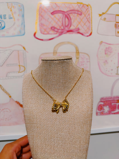 Bow Necklace