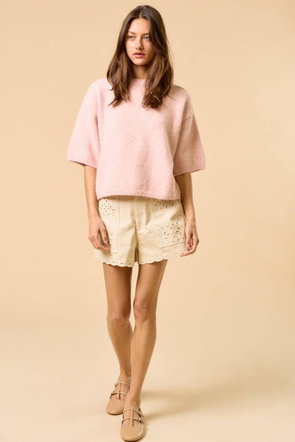ILT6364 Sweater Sleeve Top: BUTTER / L