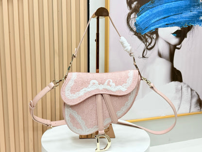Bow Saddle (pre order)