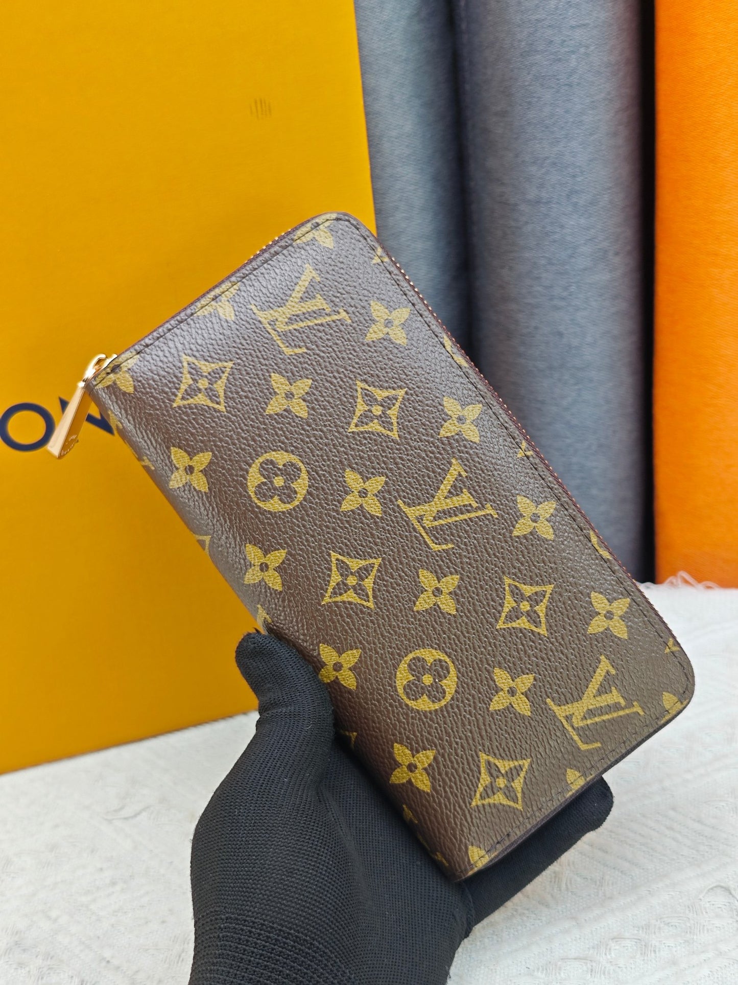 Wallets (pre order)