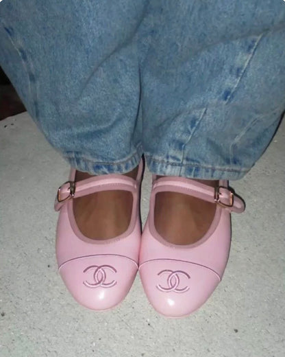 Pink sandals (pre order)