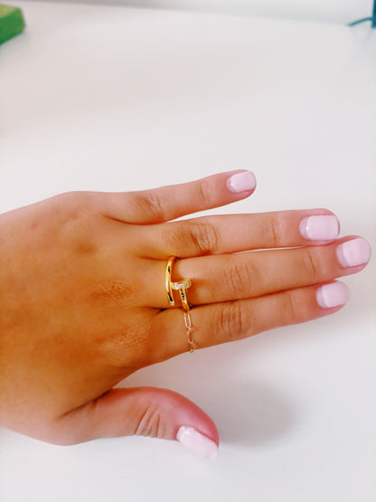 Nail Ring