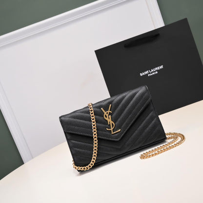 Maddy Purse (pre order)