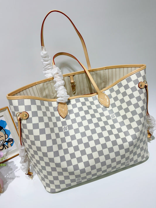 Rebecca Purse (pre order)