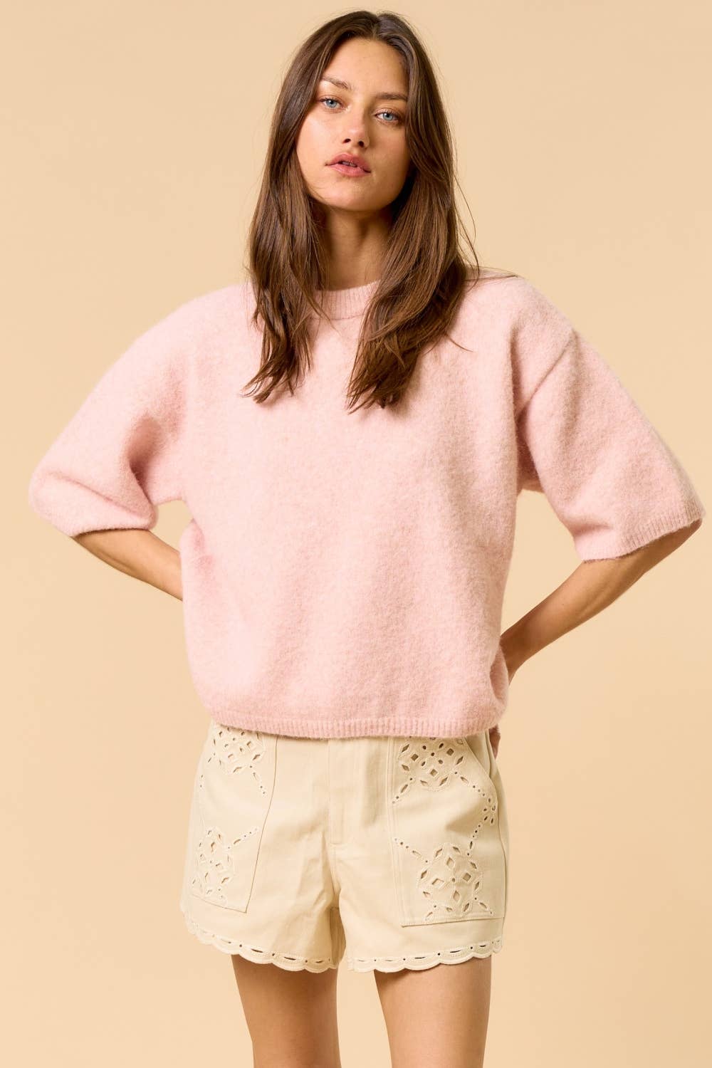 ILT6364 Sweater Sleeve Top: BUTTER / L
